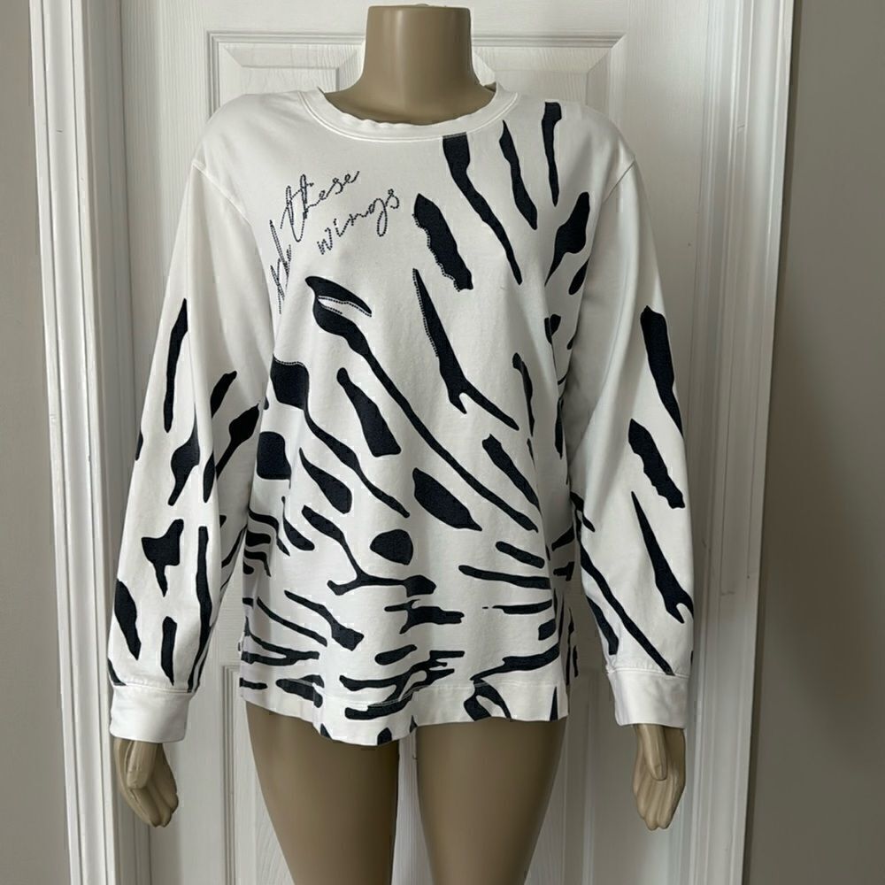 RABE SWEATSHIRT.